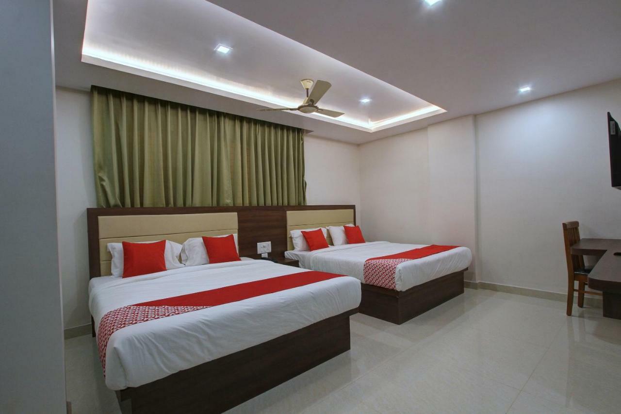 Hotel Ambika International Byndoor Bainduru Экстерьер фото