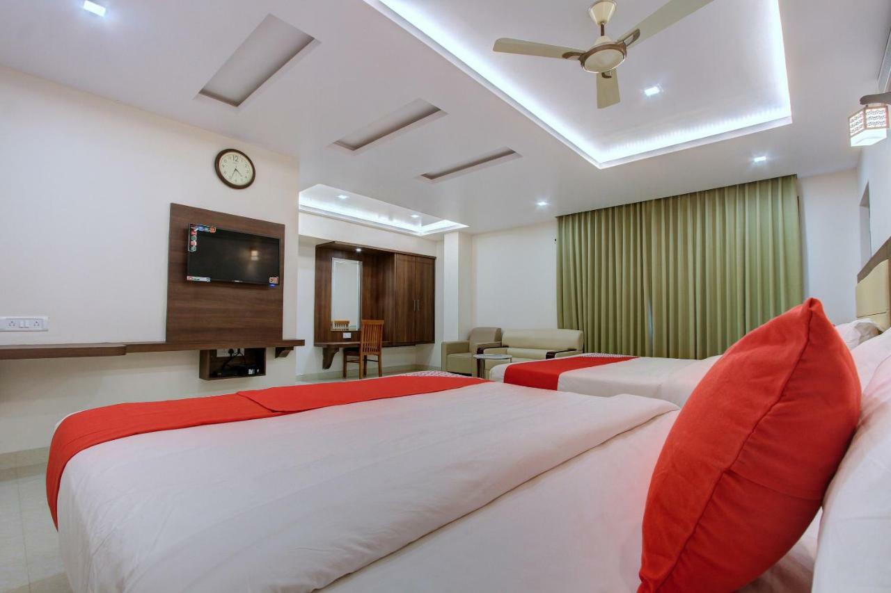 Hotel Ambika International Byndoor Bainduru Экстерьер фото