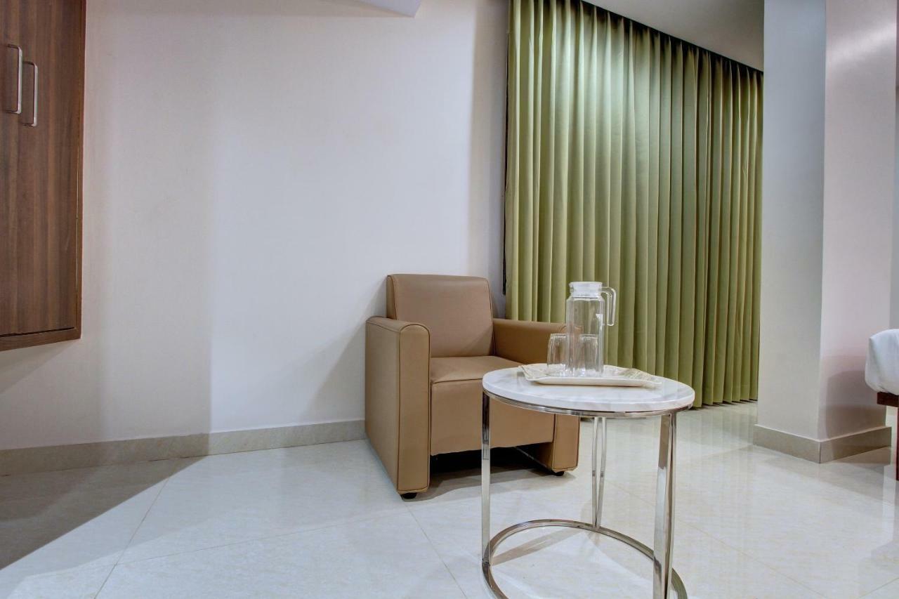 Hotel Ambika International Byndoor Bainduru Экстерьер фото